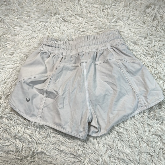 Lululemon Tracker Short V *4" White - Picture 4 of 6